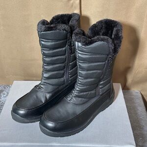 Totes Snow boots NWOT